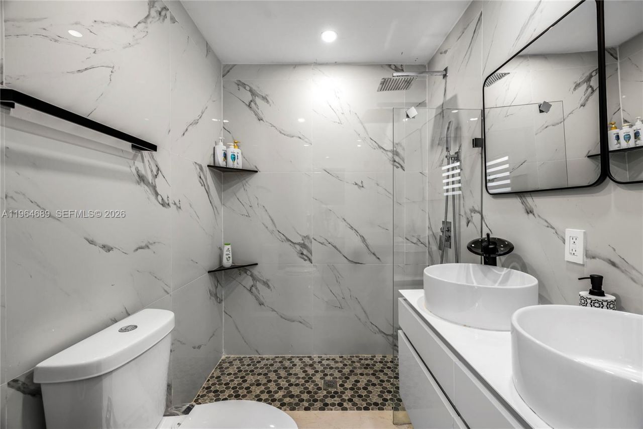 285 NW 45th St, Miami, FL 33127 Photo