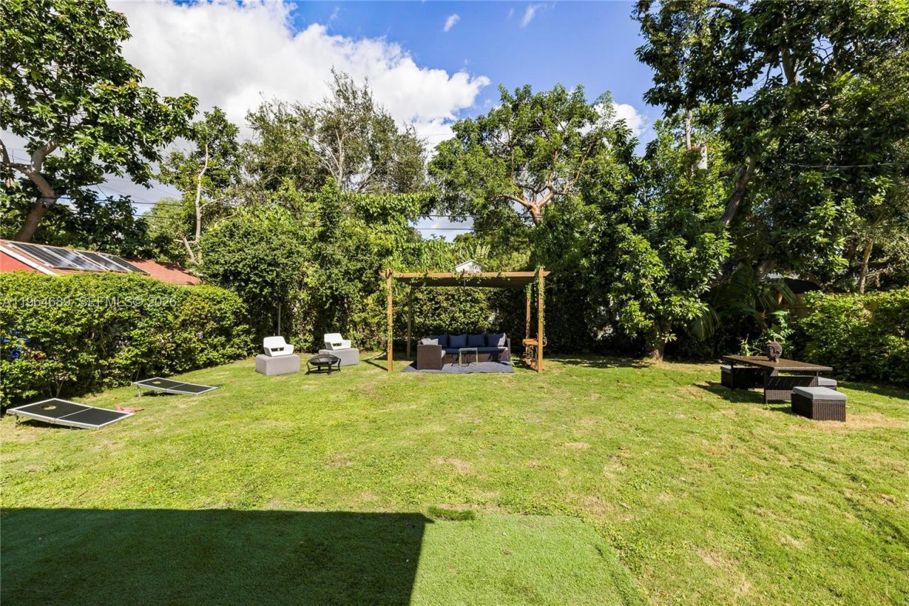 285 NW 45th St, Miami, FL 33127 Photo