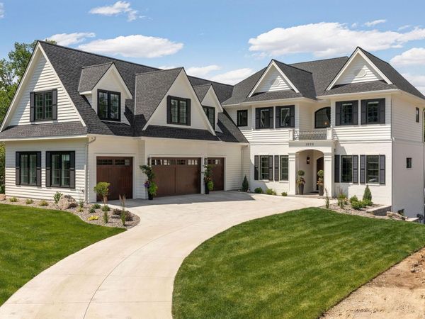 3205 County Road 101 South, Minnetonka, MN 55391