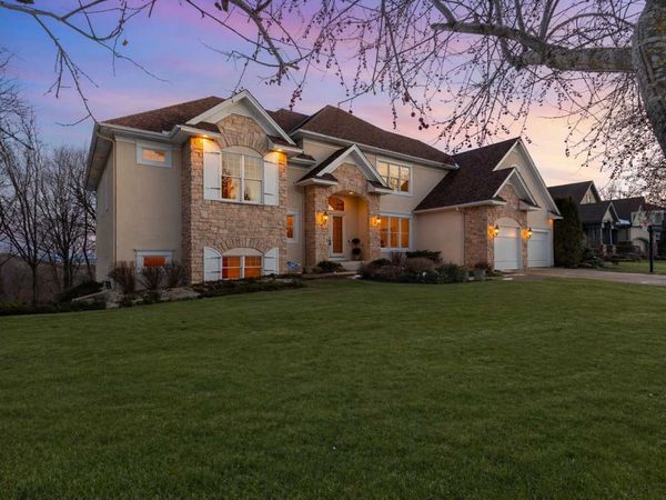 19043 Vogel Farm Trail, Eden Prairie, MN 55347