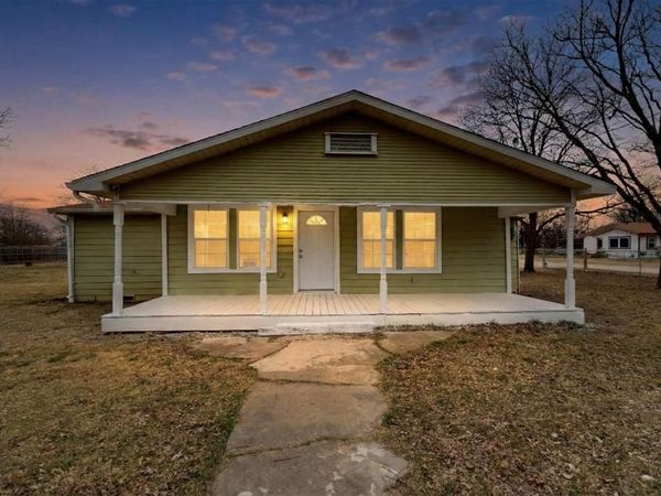 400 S Oak Street, Ranger, TX 76470