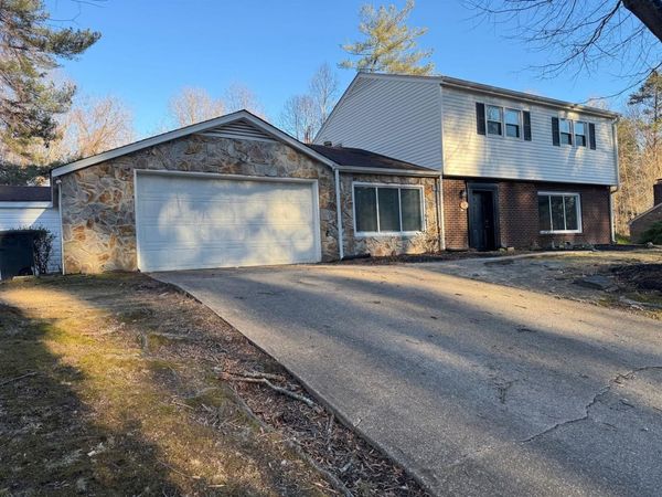 528 River Oak DR , Danville, VA 24541