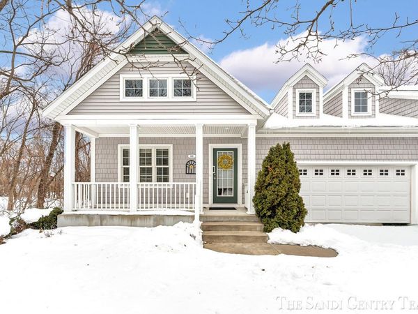 601 Lakeview Lane, Unit 1, Spring Lake, MI 49456