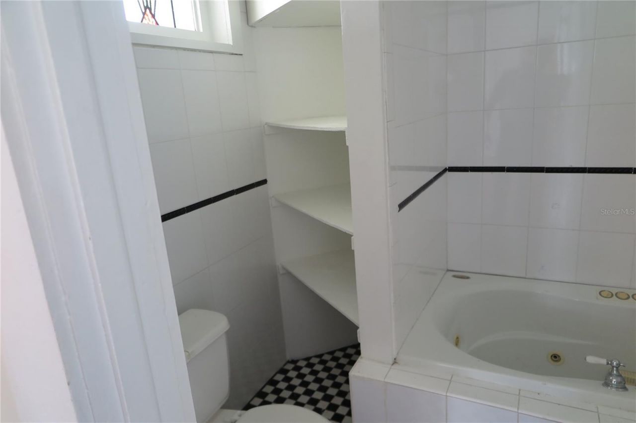 105 SE 1st Avenue, Lake Butler, FL 32054 Photo