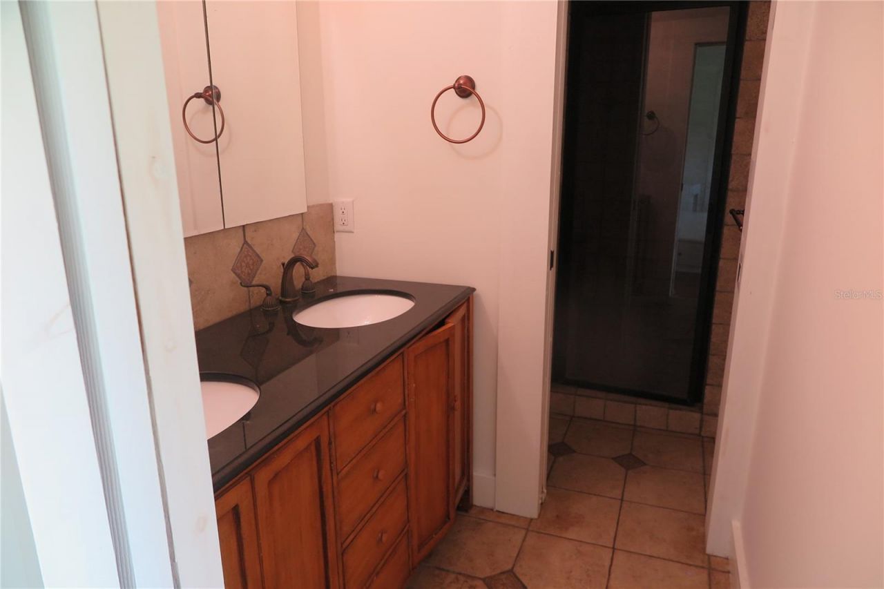 105 SE 1st Avenue, Lake Butler, FL 32054 Photo