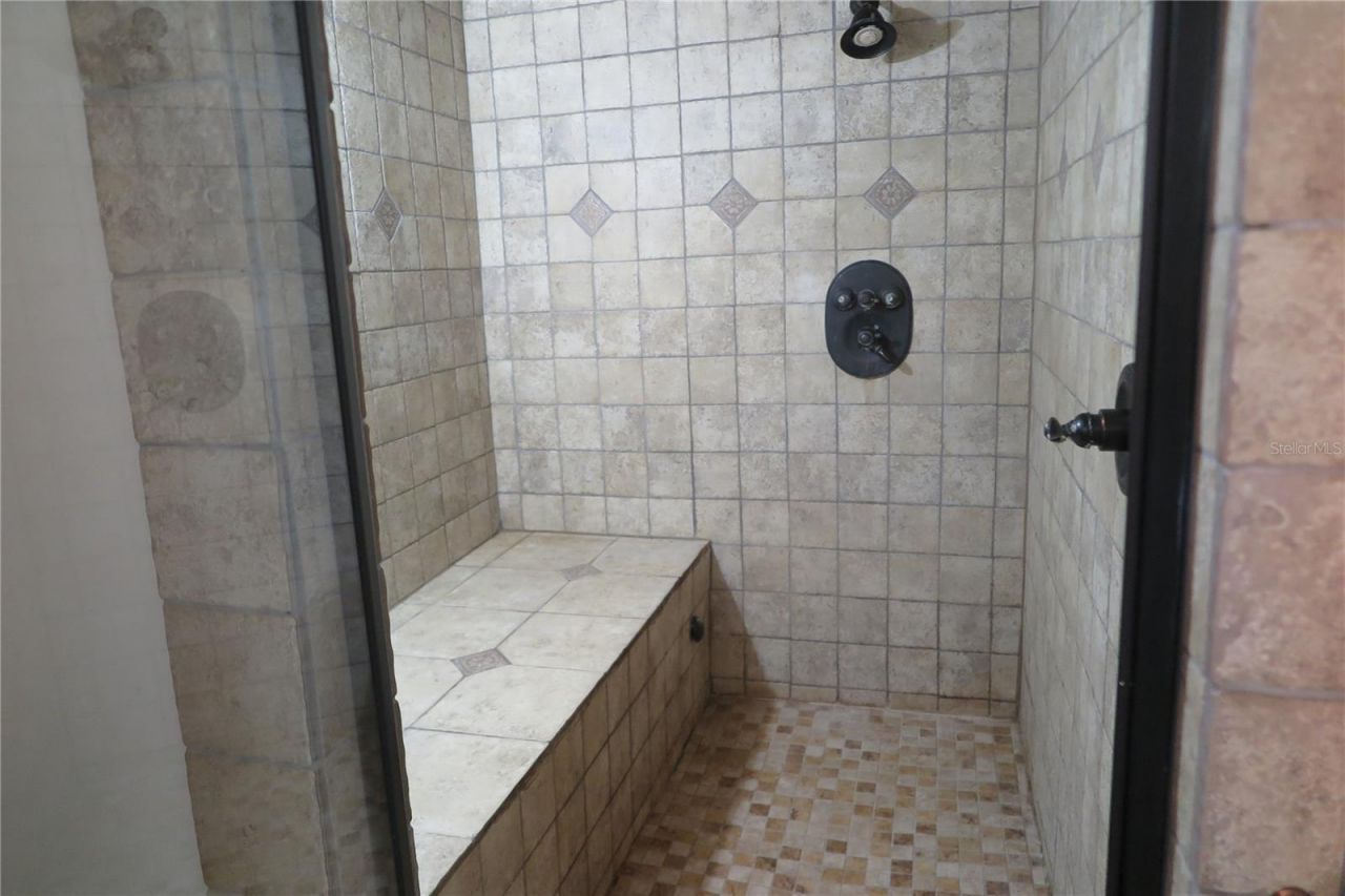 105 SE 1st Avenue, Lake Butler, FL 32054 Photo