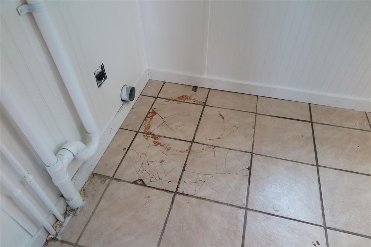 105 SE 1st Avenue, Lake Butler, FL 32054 Photo