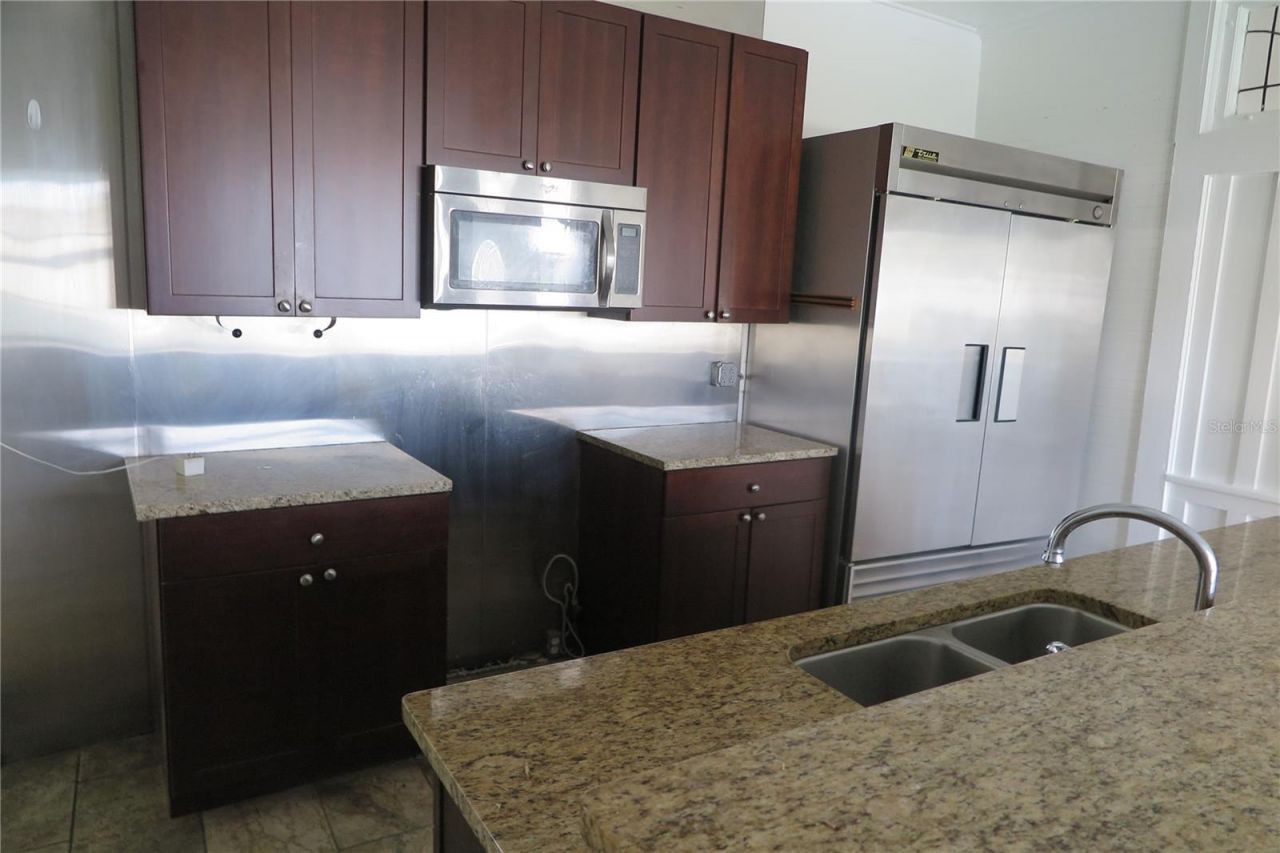 105 SE 1st Avenue, Lake Butler, FL 32054 Photo