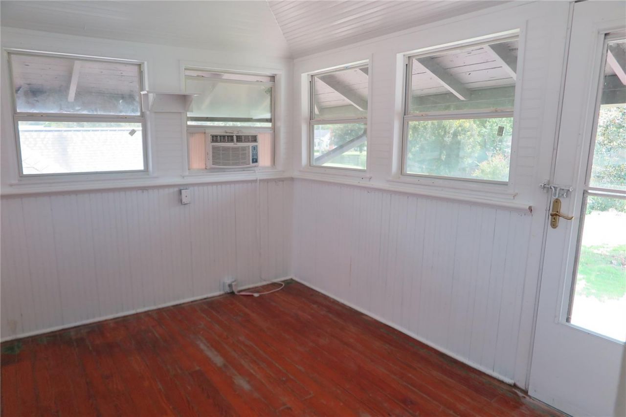 105 SE 1st Avenue, Lake Butler, FL 32054 Photo