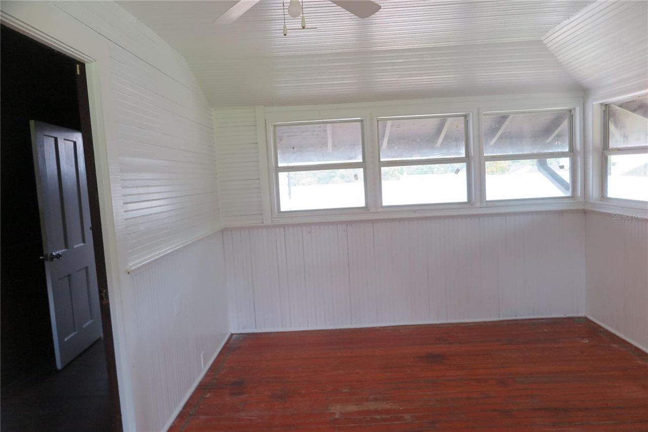 105 SE 1st Avenue, Lake Butler, FL 32054 Photo