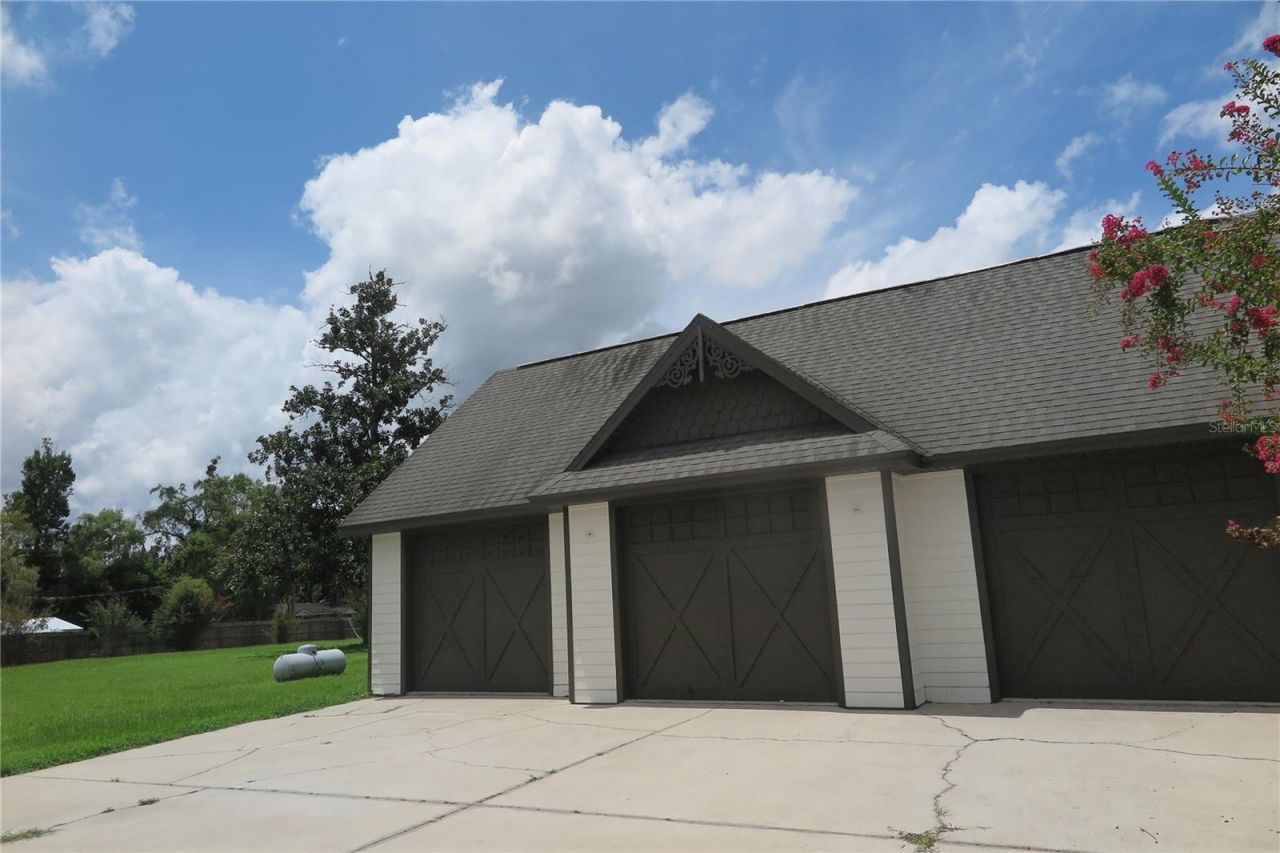 105 SE 1st Avenue, Lake Butler, FL 32054 Photo