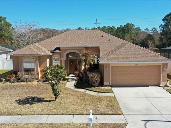 6942 ORVICTI COURT, WESLEY CHAPEL, FL 33544