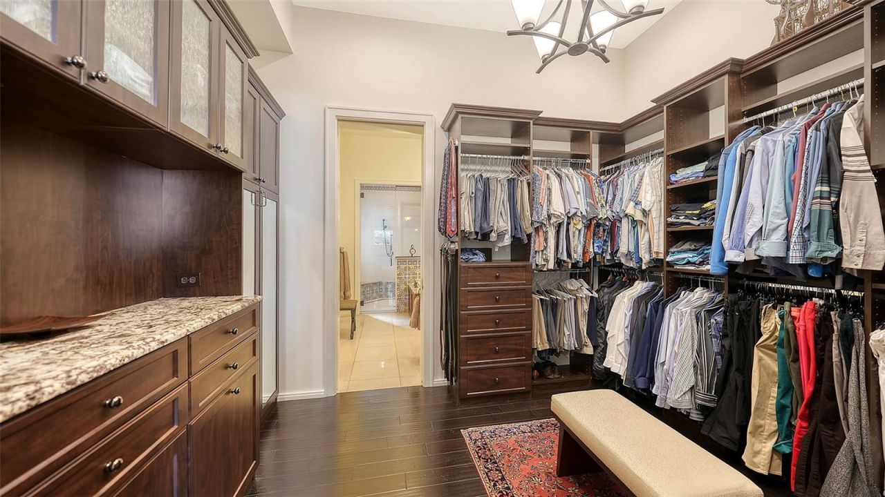 1729 Cherokee Drive, Sarasota, FL 34239 Photo