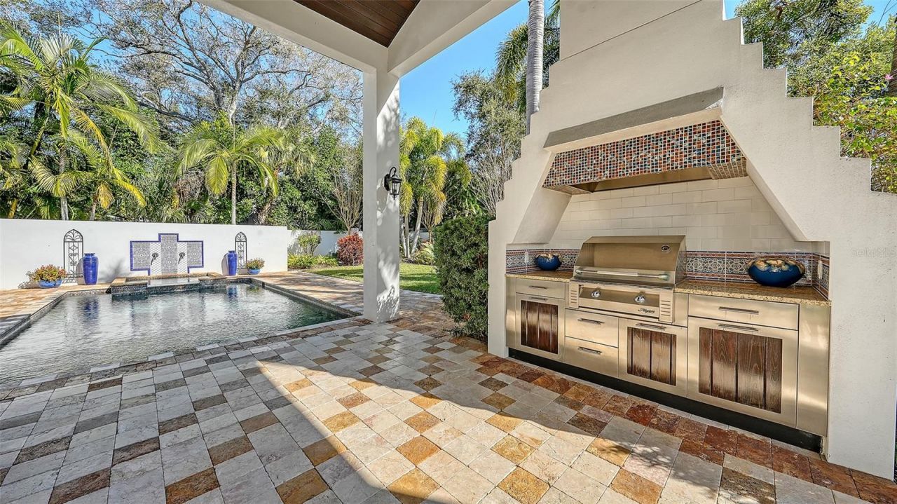 1729 Cherokee Drive, Sarasota, FL 34239 Photo