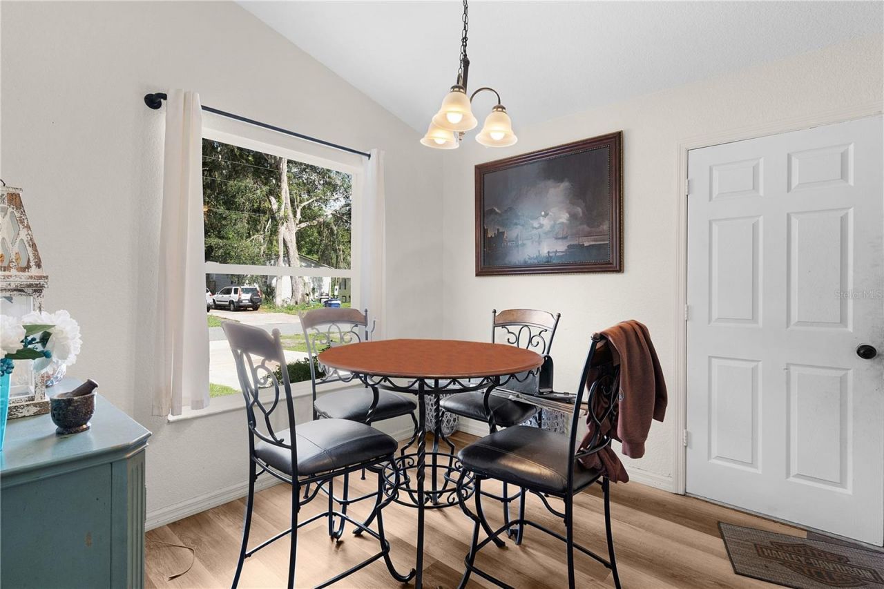 2597 NW Cr 426f Street Ne, Lake Panasoffkee, FL 33538 Photo