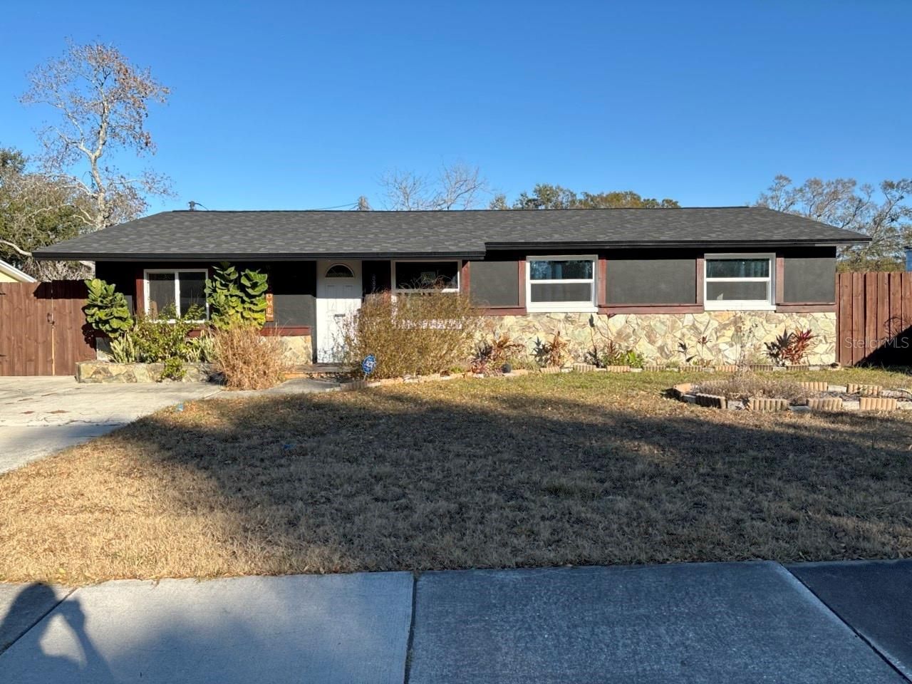 8871 94th Street, Seminole, FL 33777 Main Photo