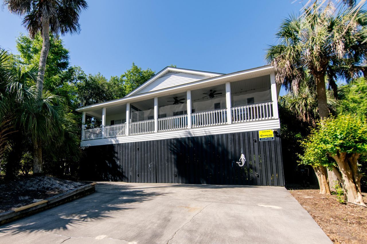1520 Dorothy Street Edisto Island, SC 29438