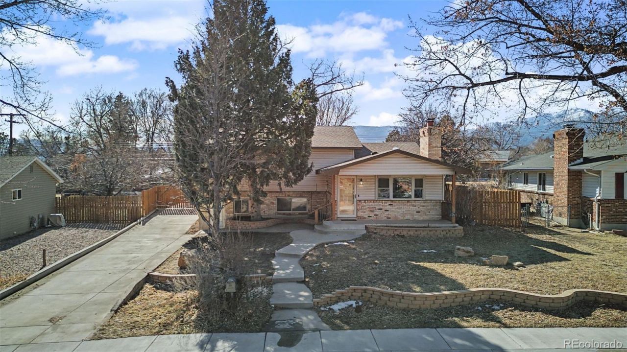 711 Hoorne Avenue, Colorado Springs, CO 80907 Main Photo