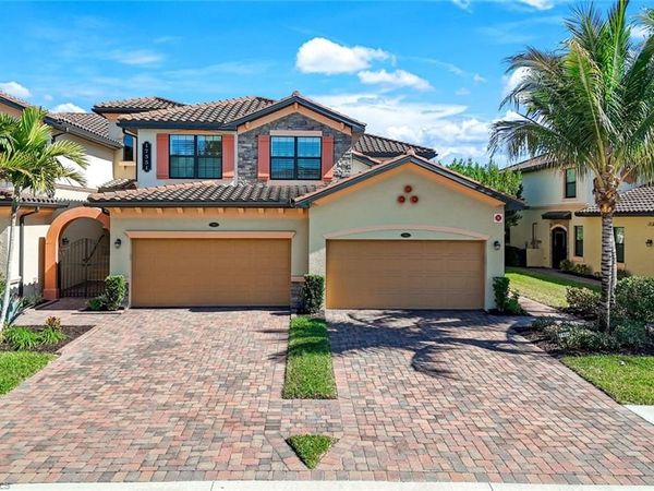 17351 Cherrywood CT, Unit 7904, BONITA SPRINGS, FL 34135