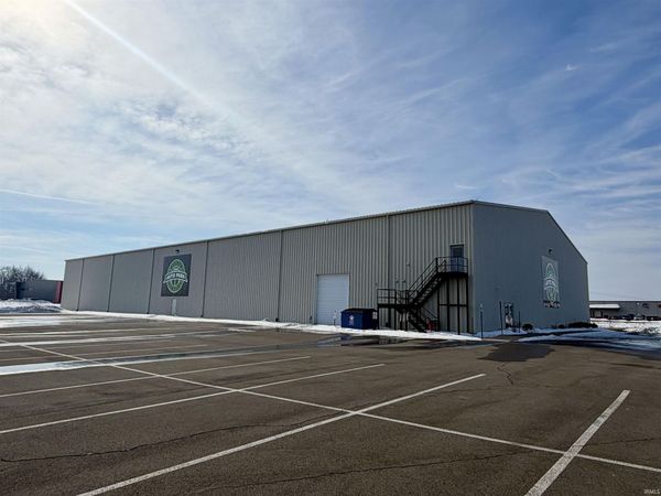 2923 Van Vactor Drive, Plymouth, IN 46563