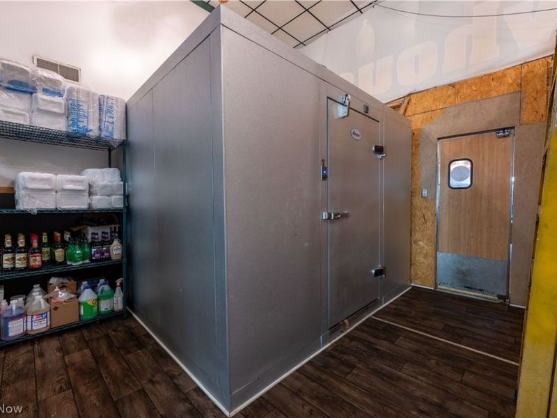 127 S Broadway Street, New Philadelphia, OH 44663 Photo 10