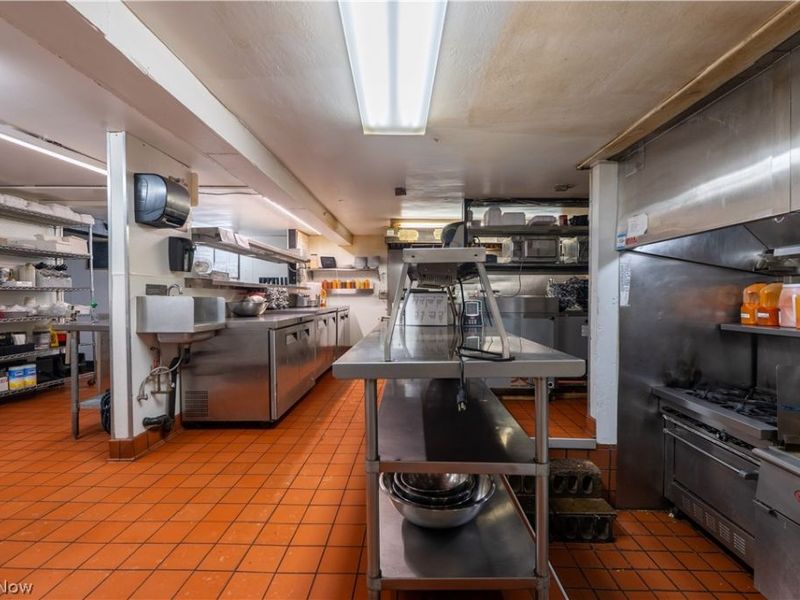 127 S Broadway Street, New Philadelphia, OH 44663 Photo 18