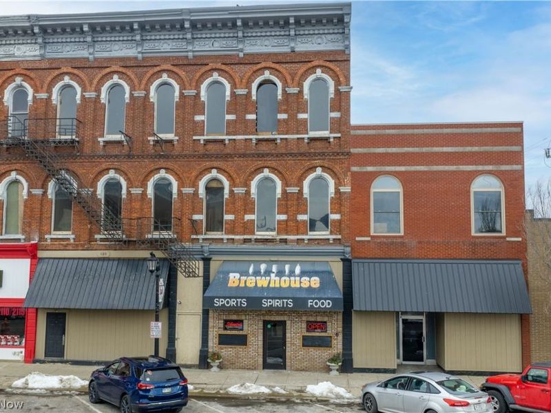 127 S Broadway Street, New Philadelphia, OH 44663 Photo 2