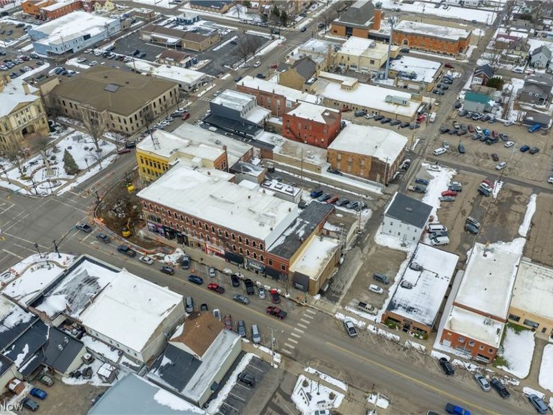 127 S Broadway Street, New Philadelphia, OH 44663 Photo 5