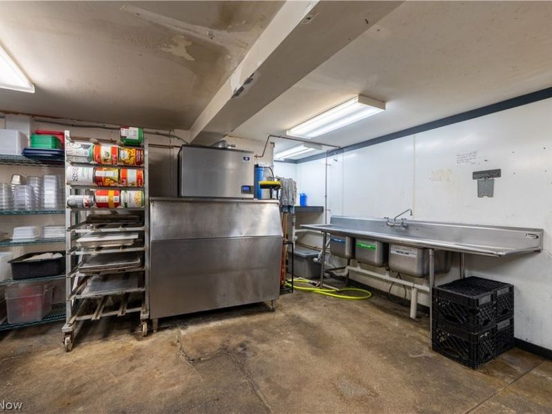 127 S Broadway Street, New Philadelphia, OH 44663 Photo 8