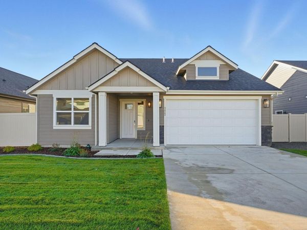 1236 N HIGH DESERT Dr, Deer Park, WA 99006
