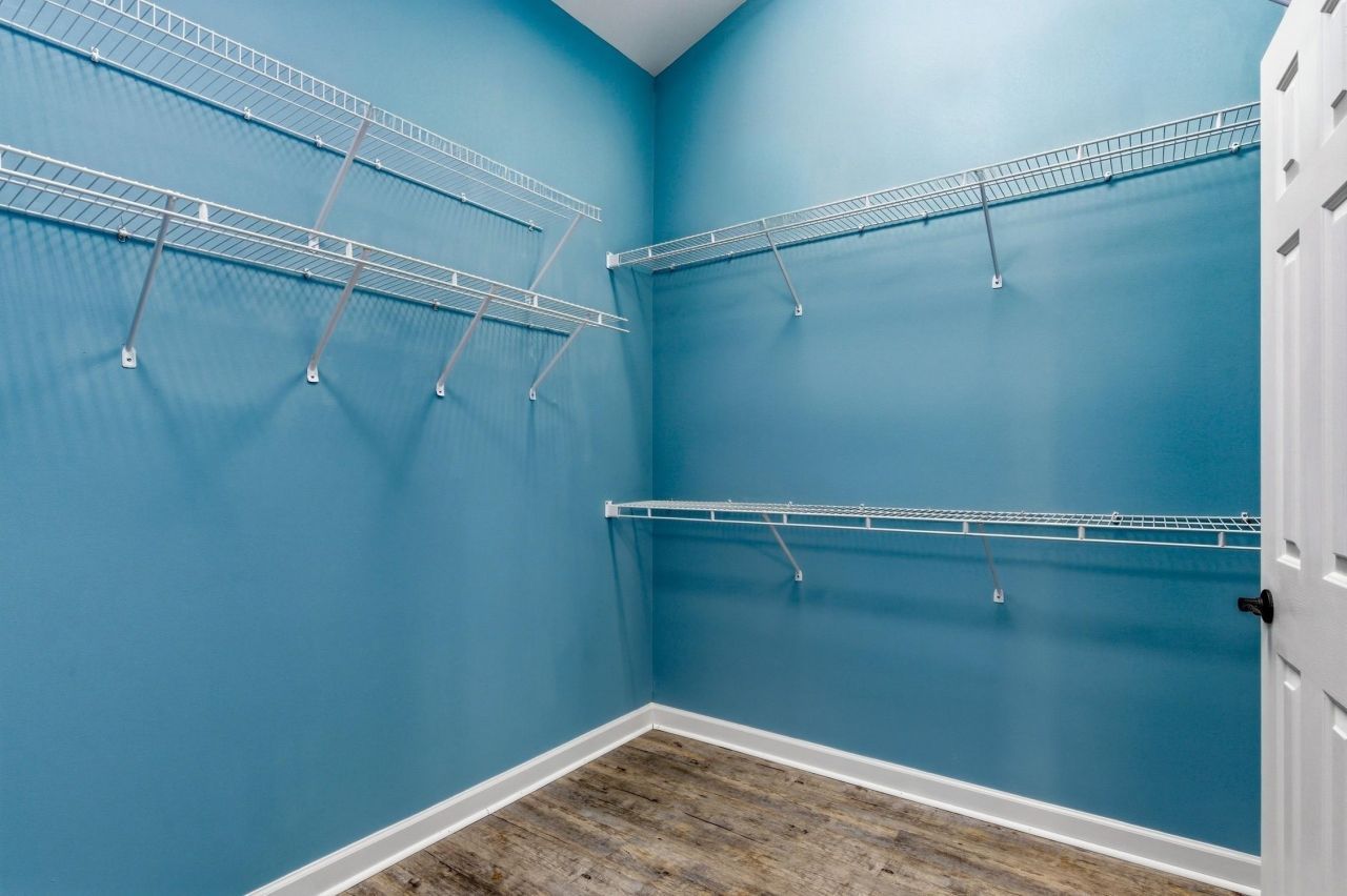 27 Red Tail Hawk Loop Photo 17