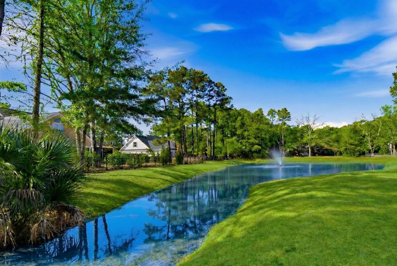 27 Red Tail Hawk Loop Photo 25