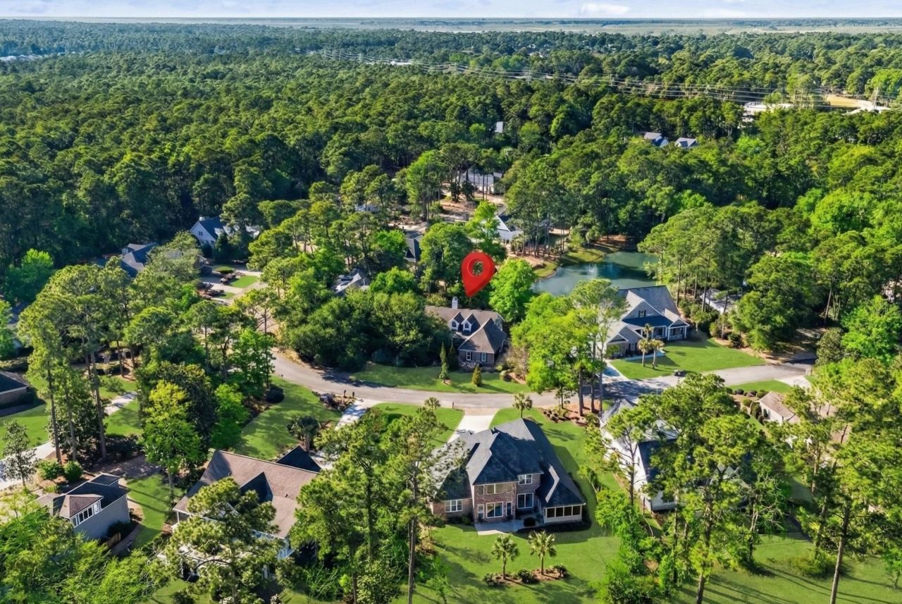 27 Red Tail Hawk Loop Photo 29