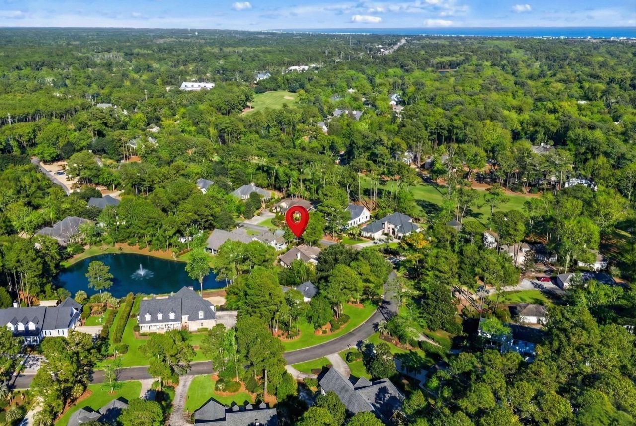 27 Red Tail Hawk Loop Photo 30