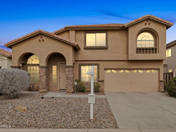 2212 W BLAYLOCK Drive, Phoenix, AZ 85085