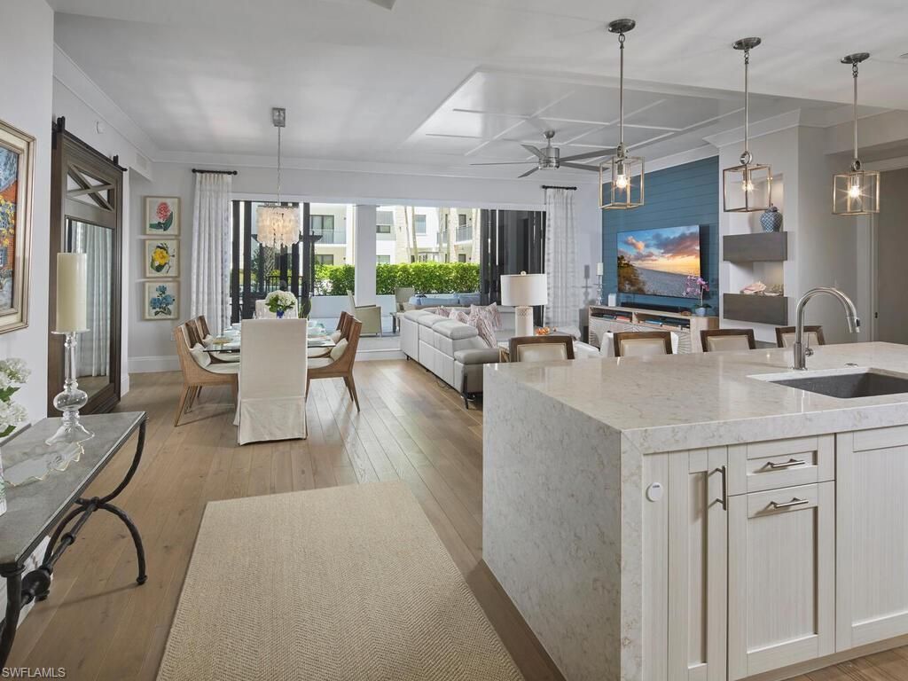 1135 3rd Ave S, Unit 218, Naples, FL 34102 Photo