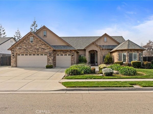 321 N Preston, Visalia, CA 93291