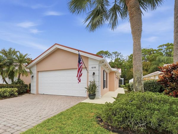 1019 SW Tamarrow Place, Stuart, FL 34997