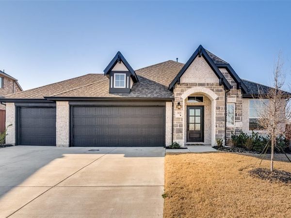3829 Walnut Creek, Crandall, TX 75114