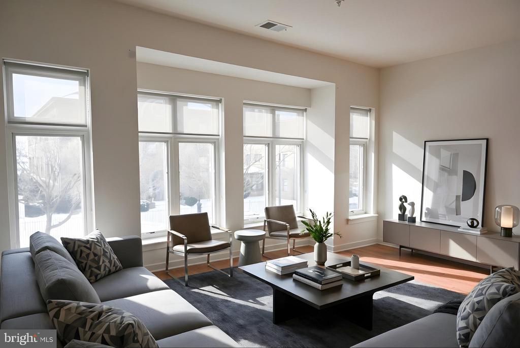 350 S Broad Street, Unit 207, Trenton, NJ 08608 Main Photo