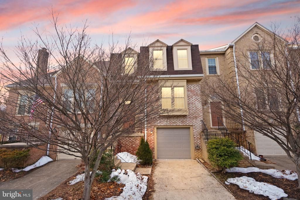 3006 Oakton Meadows Court, Oakton, VA 22124 Main Photo