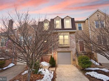 3006 OAKTON MEADOWS COURT, OAKTON, VA 22124