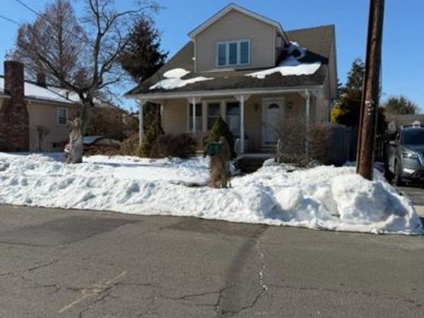 327 MCADOO AVENUE, HAMILTON, NJ 08619