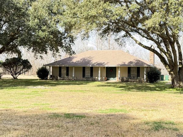 77360 Mcbay Rd, Grosse Tete, LA 70740