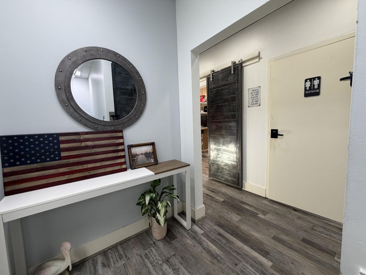 1037 Chuck Dawley Boulevard Photo 2