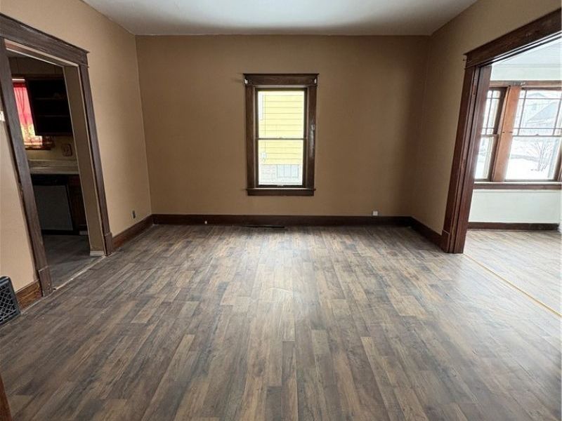 24 Euclid Avenue, Struthers, OH 44471 Photo 4