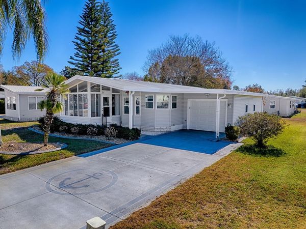 3217 MANATEE ROAD, TAVARES, FL 32778