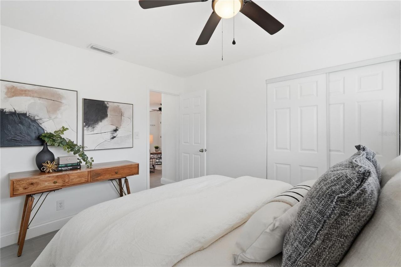 546 90th Avenue N, Saint Petersburg, FL 33702 Photo