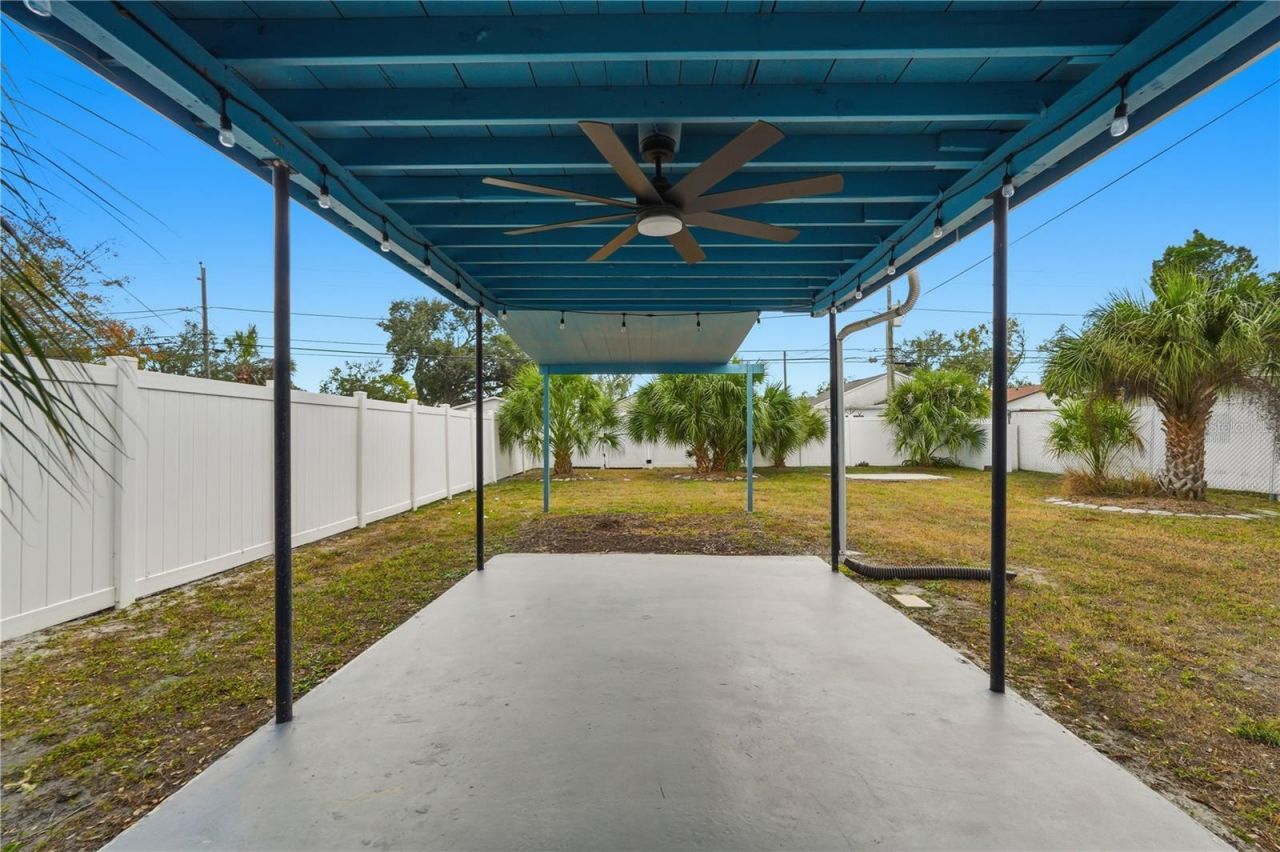 546 90th Avenue N, Saint Petersburg, FL 33702 Photo