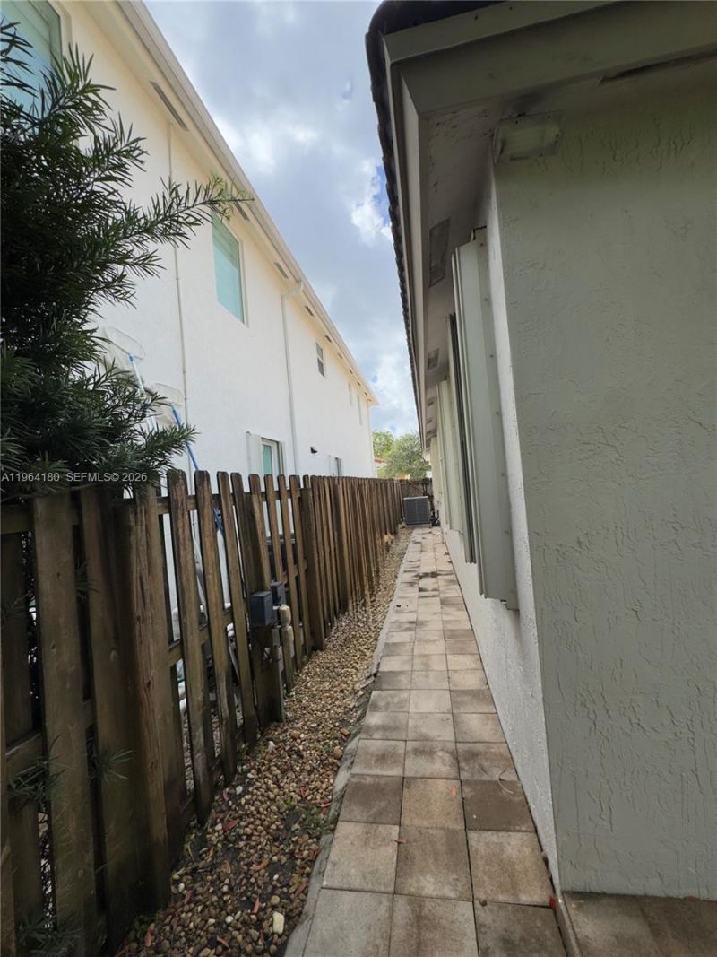 11177 NW 79th Ln, Doral, FL 33178 Photo